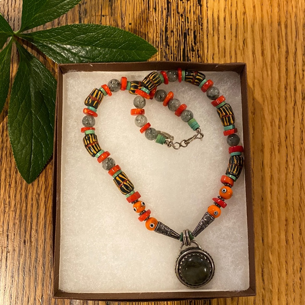 Kris Taylor Necklace - Picture 1 of 4